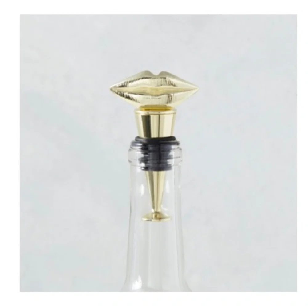 Z Galleris lips bottle stoppers